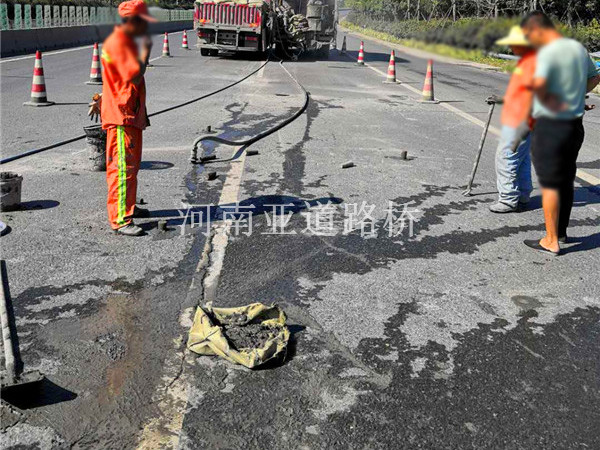 公路压浆施工